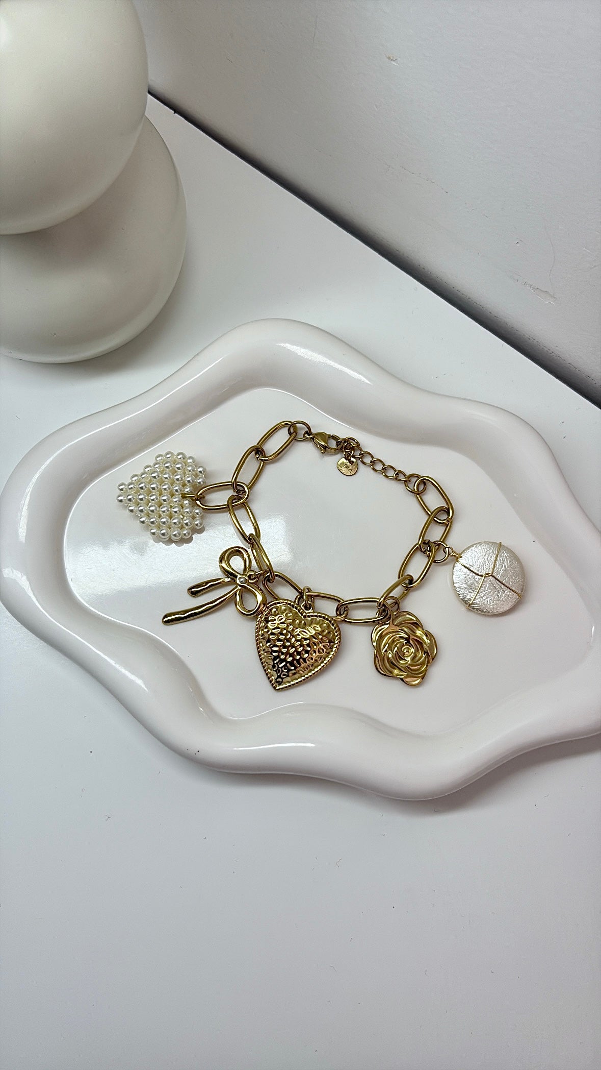 Bracelet Charms Élégance Dorée